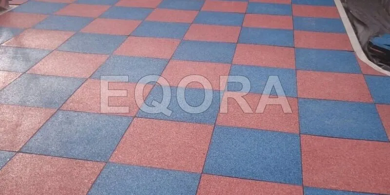 Резиновое покрытие из крошки для автосервисов в Кыштовке
